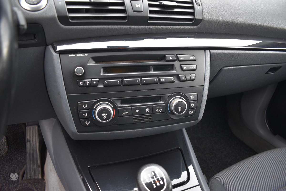 BMW 120, 2.0 l., Хэтчбек