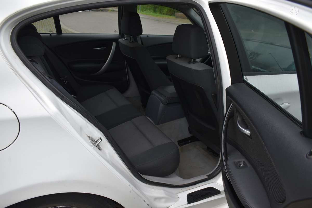 BMW 120, 2.0 l., Хэтчбек