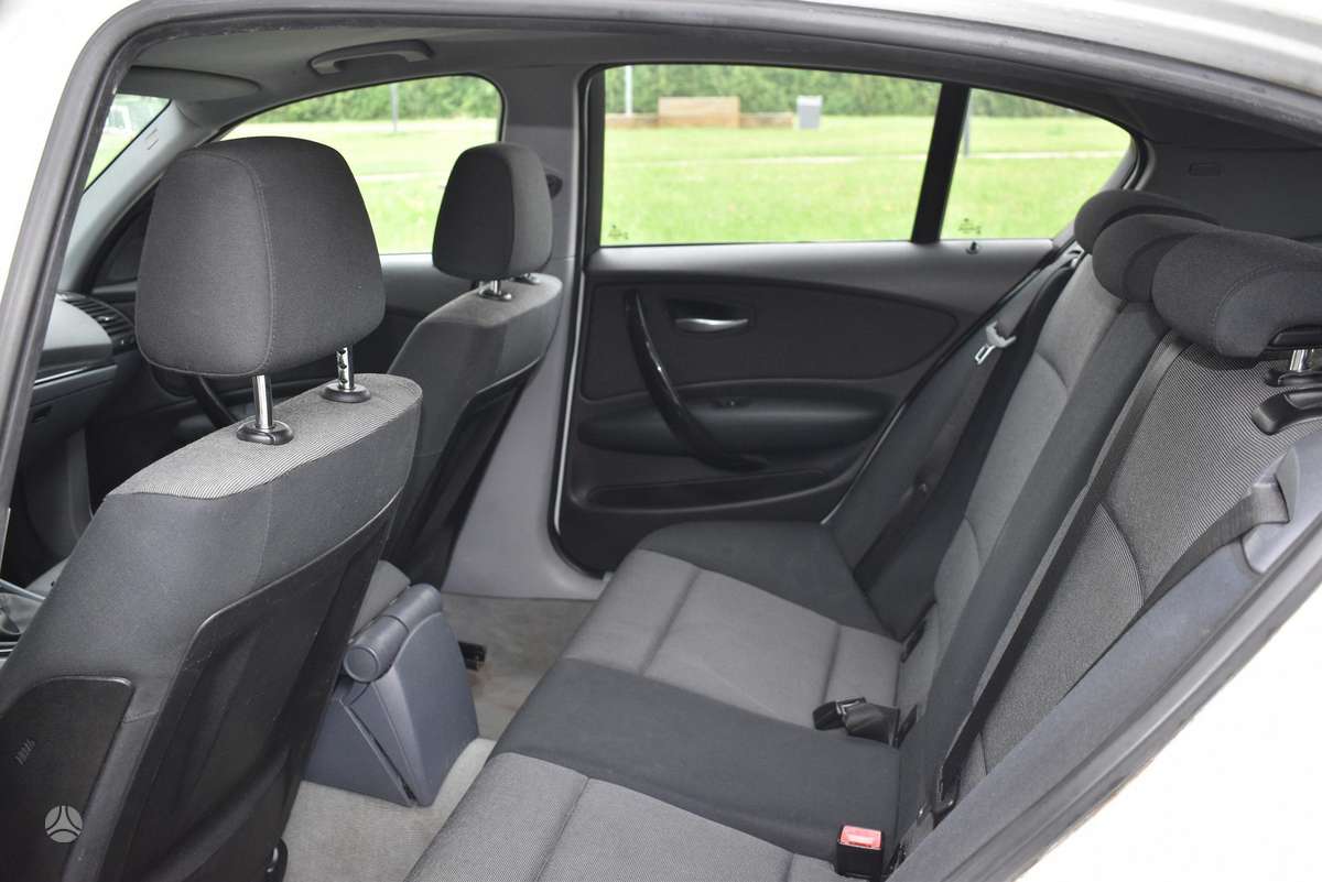 BMW 120, 2.0 l., Хэтчбек