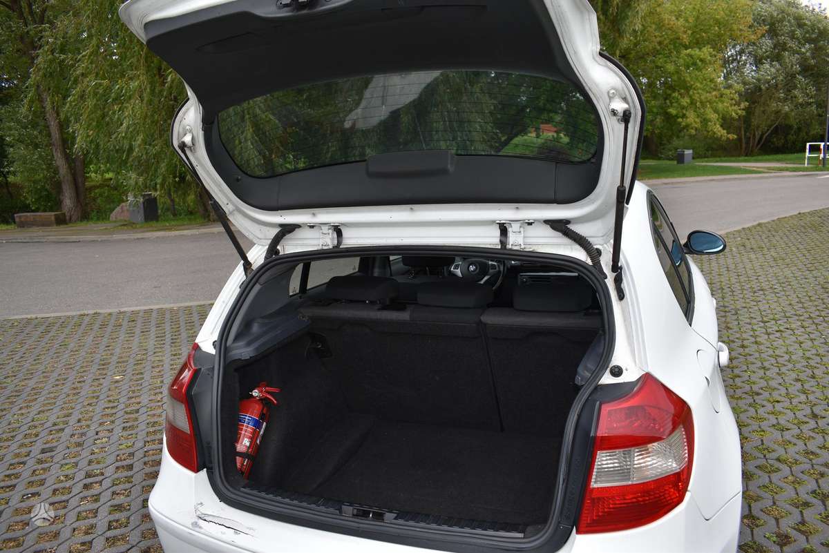 BMW 120, 2.0 l., Хэтчбек