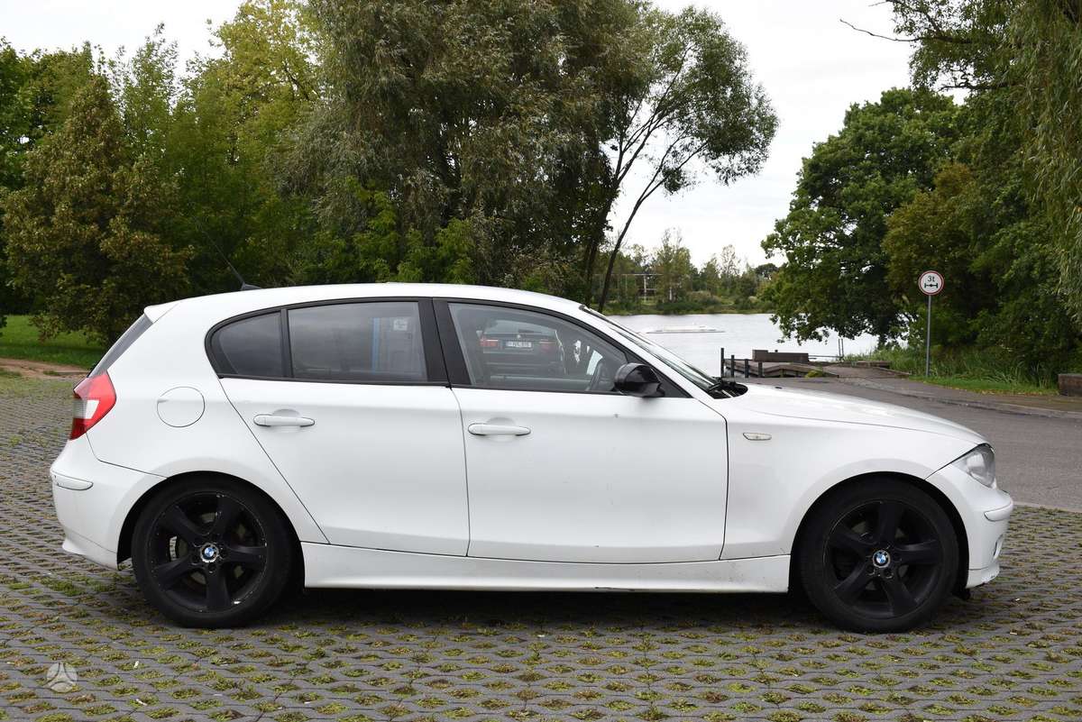 BMW 120, 2.0 l., Хэтчбек