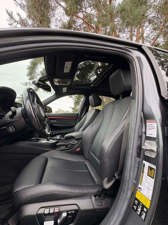 BMW 320, 2.0 l., Седан