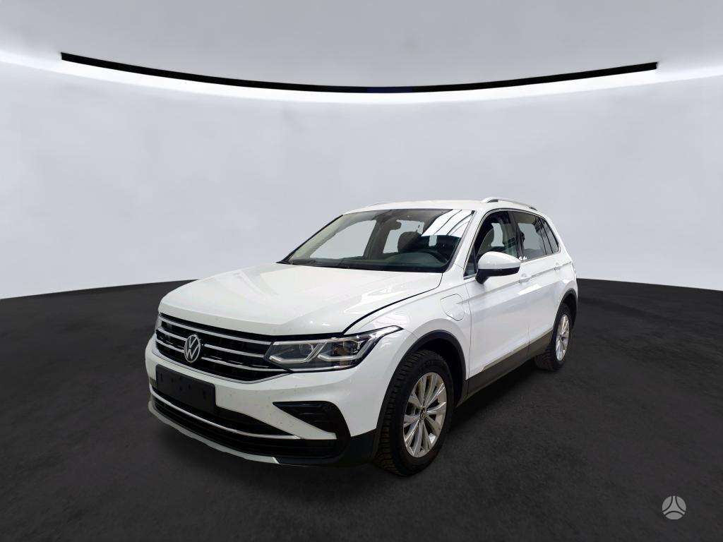 Volkswagen Tiguan - 3