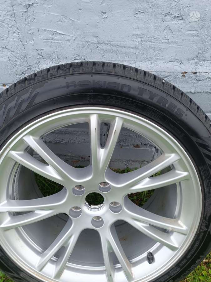 TESLA Y, lengvojo lydinio, R19