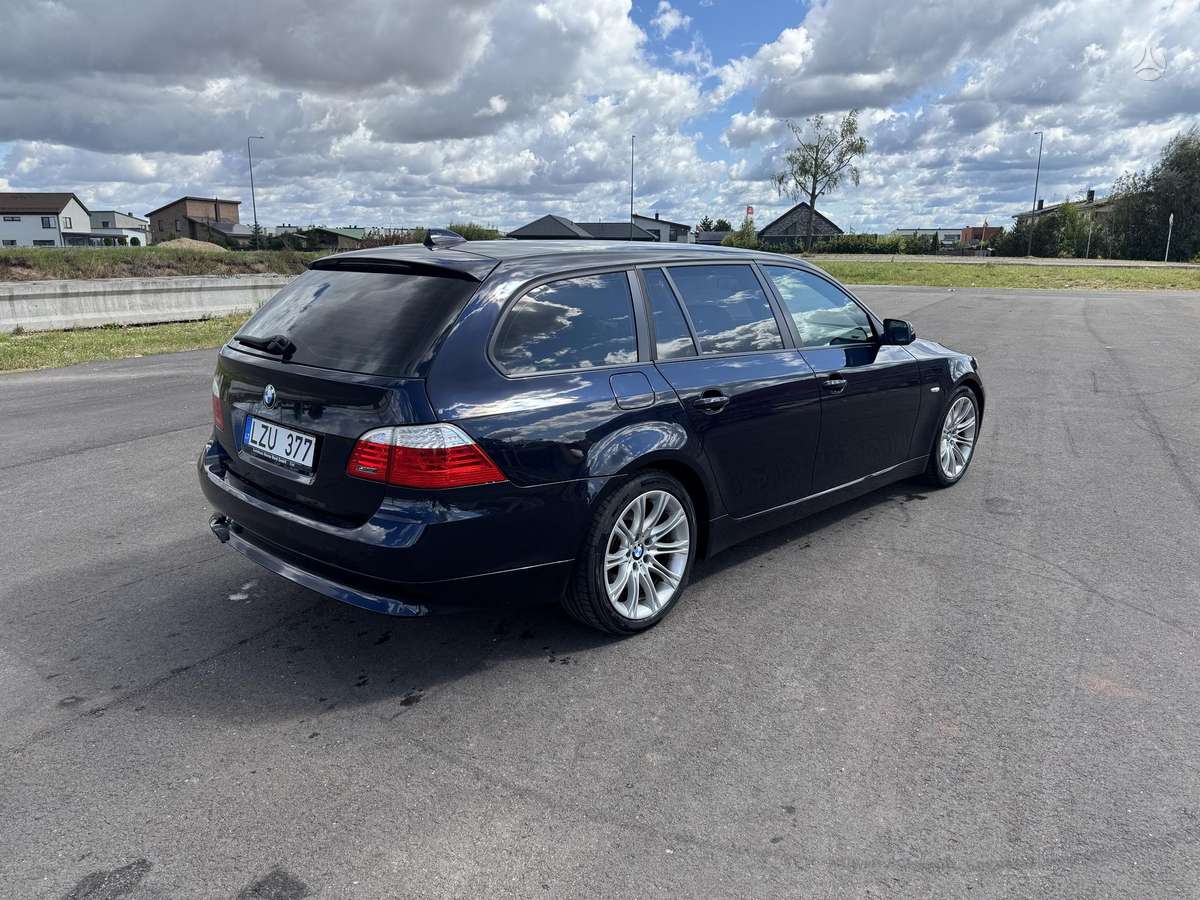 BMW 525, 3.0 l., wagon