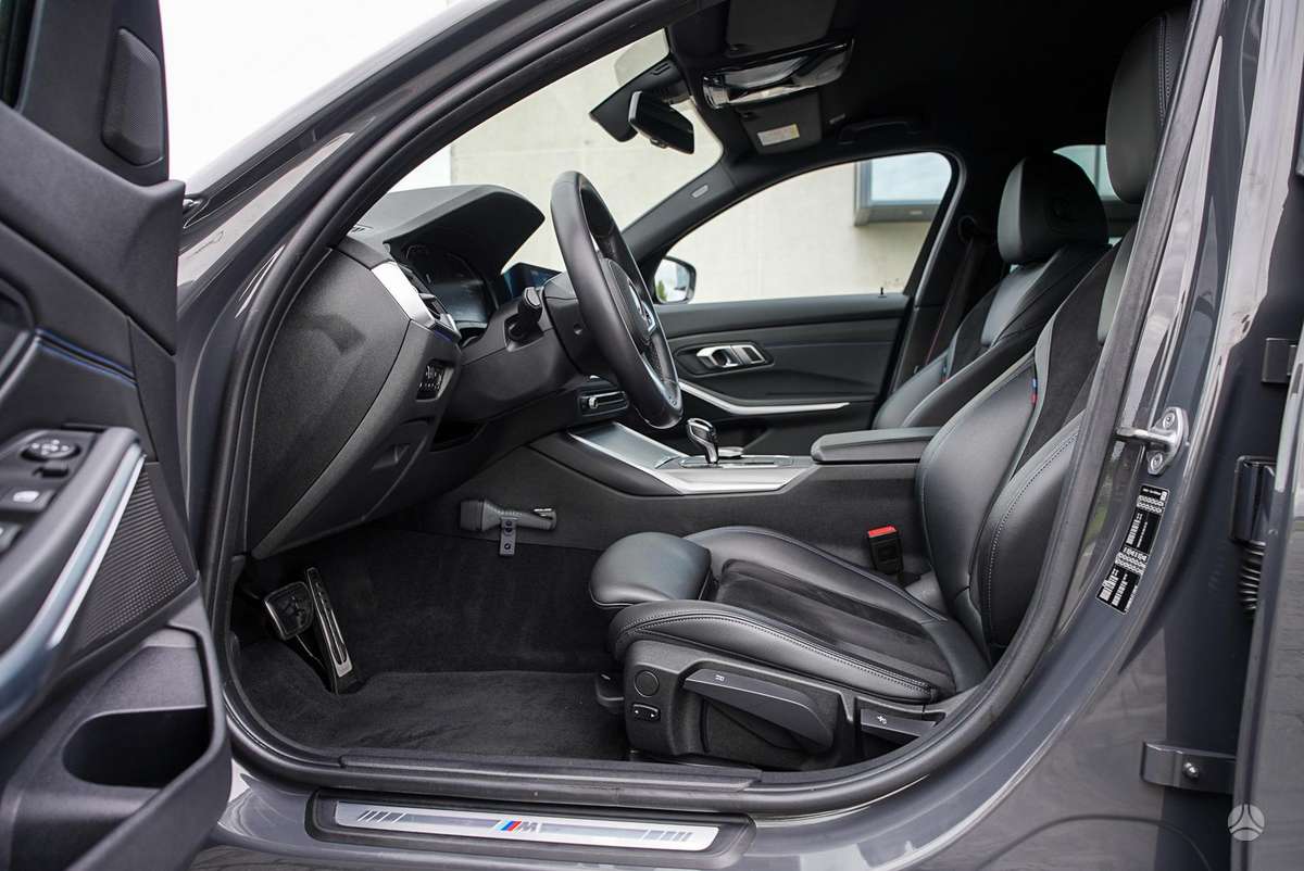 BMW 320, 2.0 l., Седан