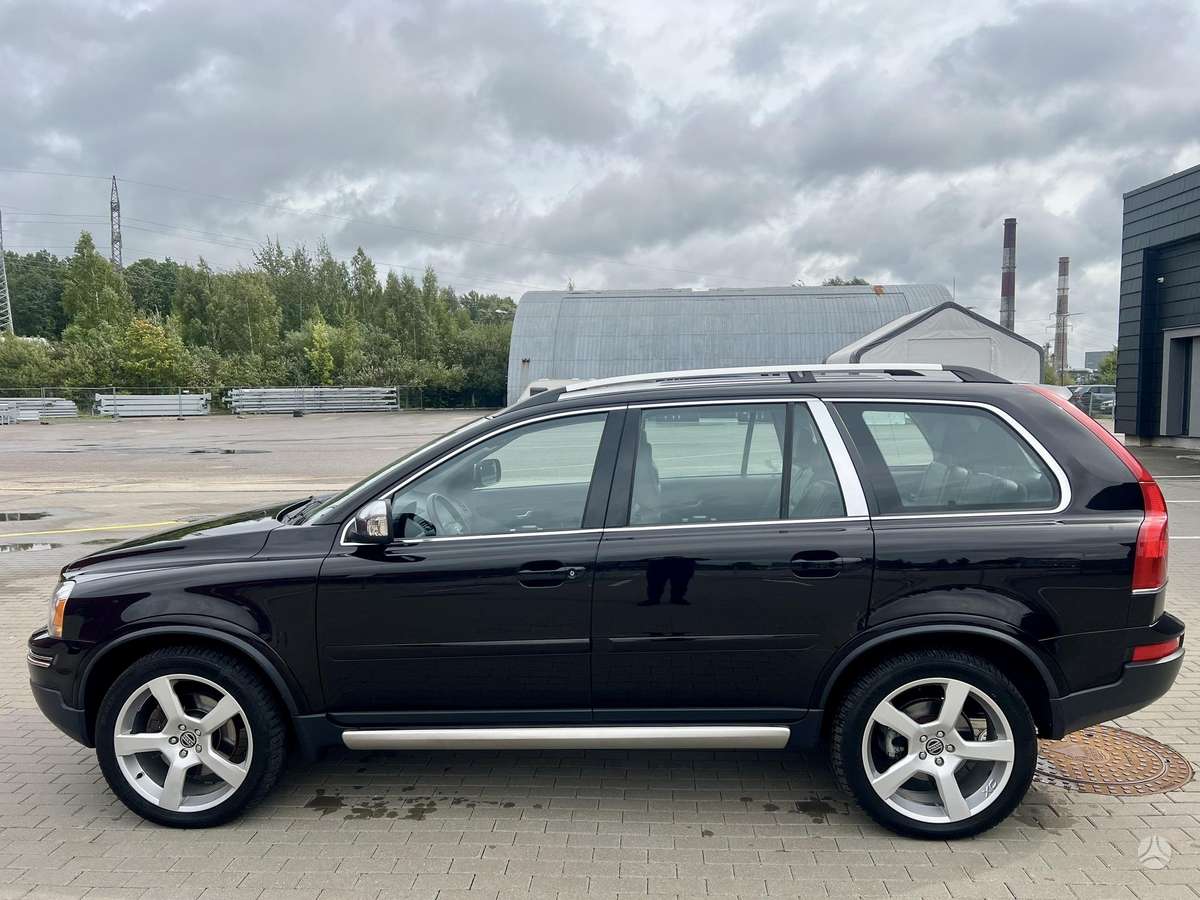 Volvo XC90 - 6