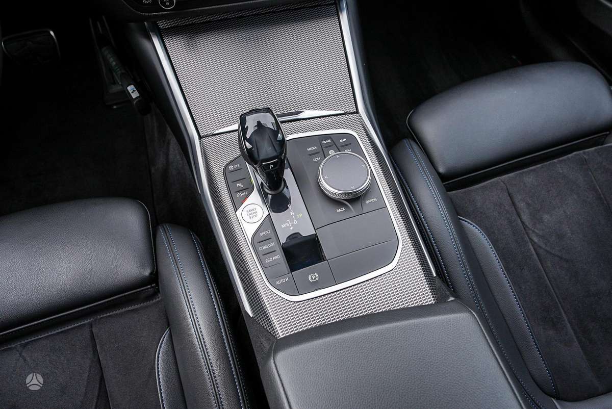 BMW 320, 2.0 l., Седан