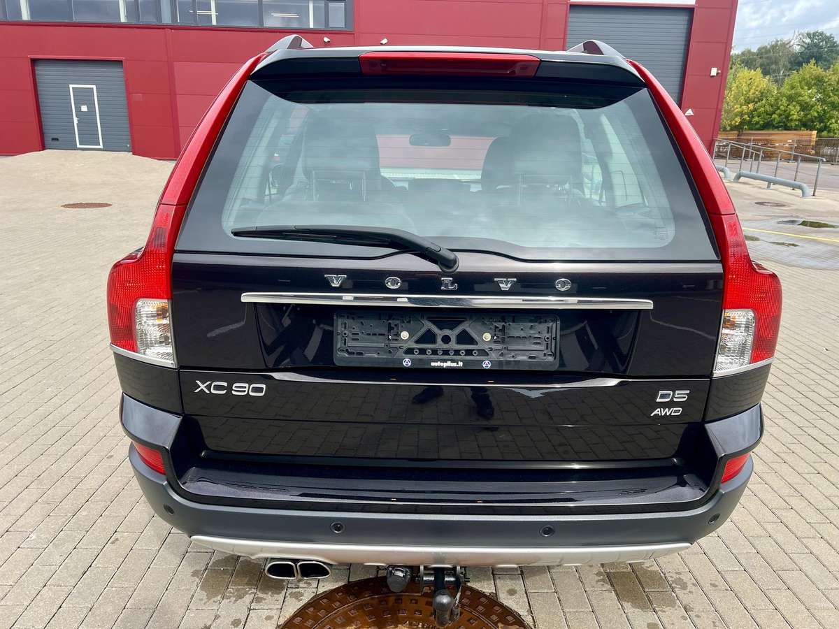 Volvo XC90 - 8