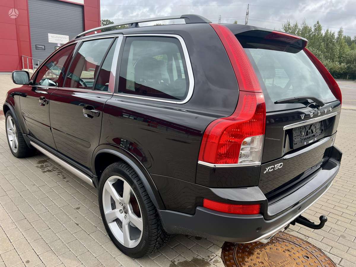 Volvo XC90 - 10