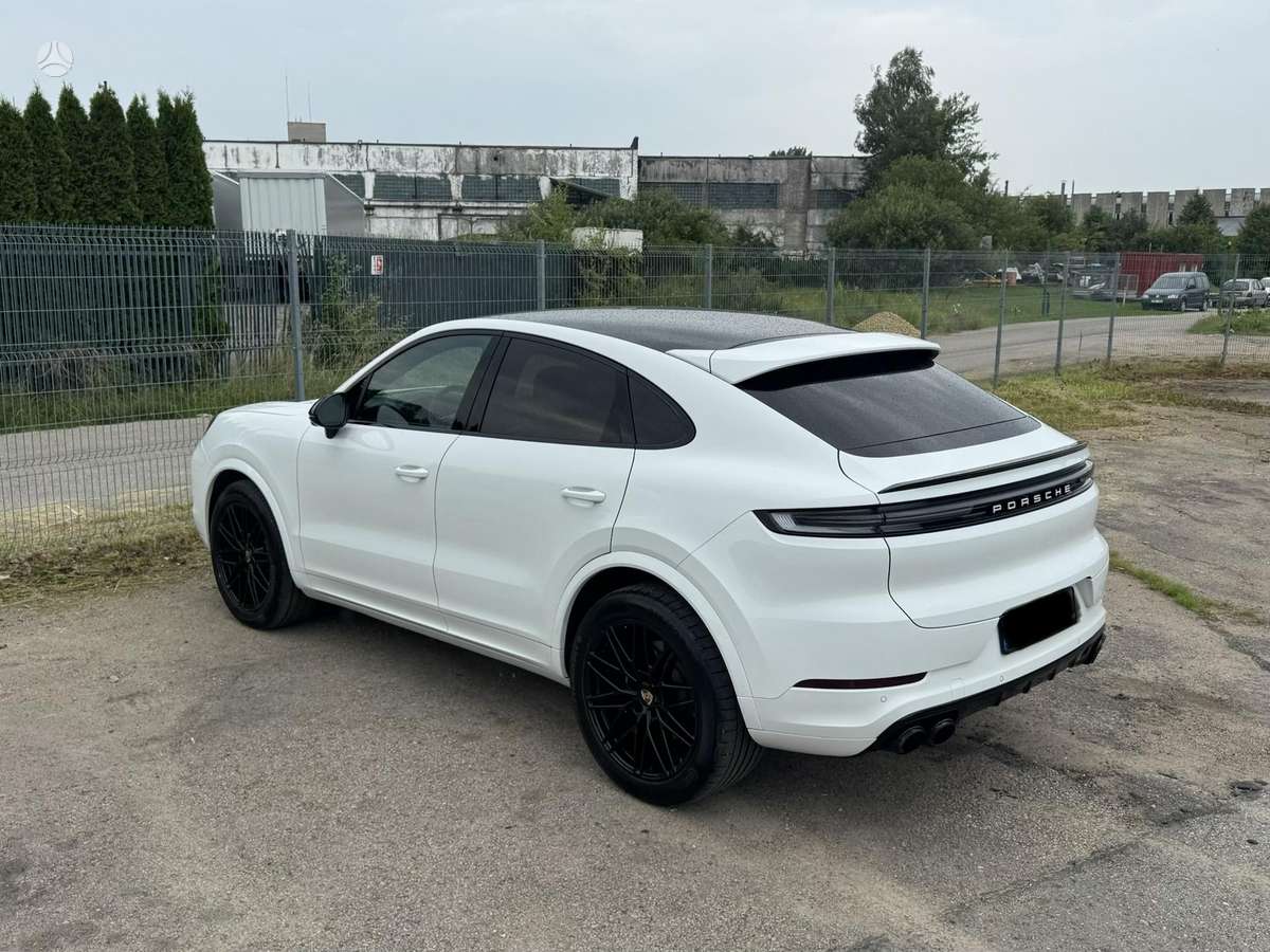 Porsche Cayenne Coupe - 4