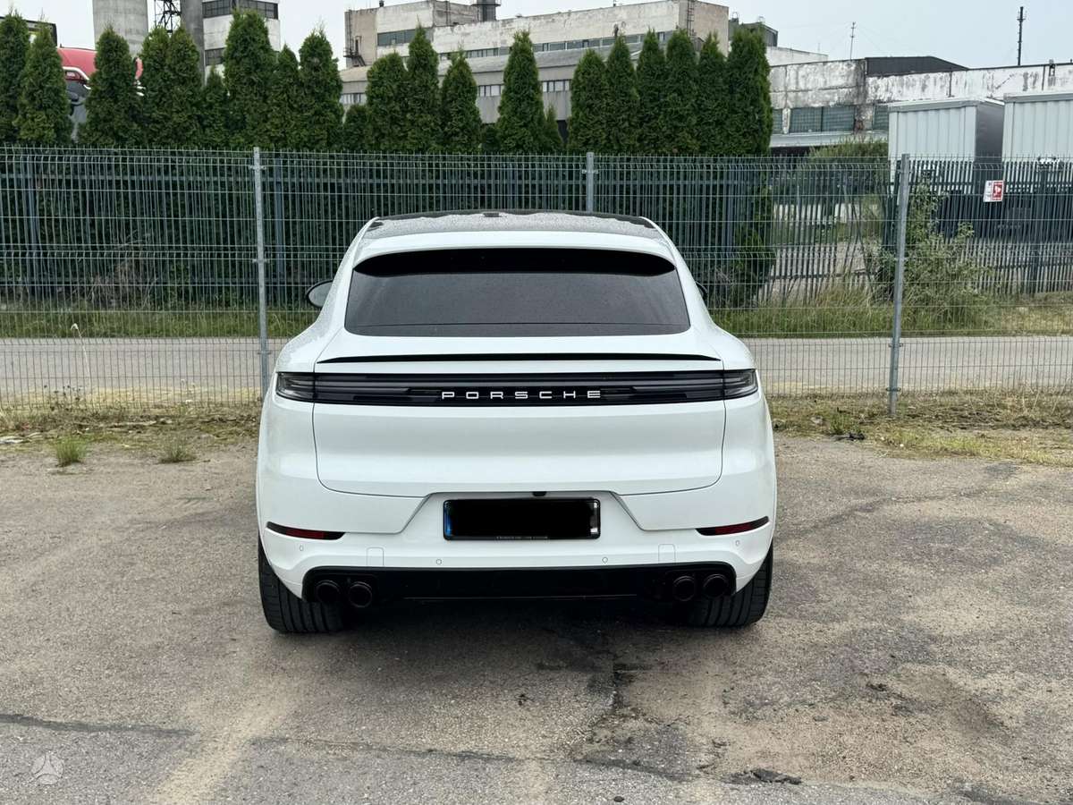 Porsche Cayenne Coupe - 5
