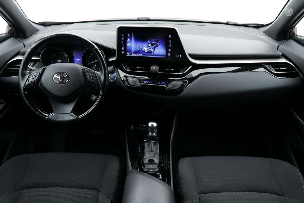 Toyota C-HR - 7