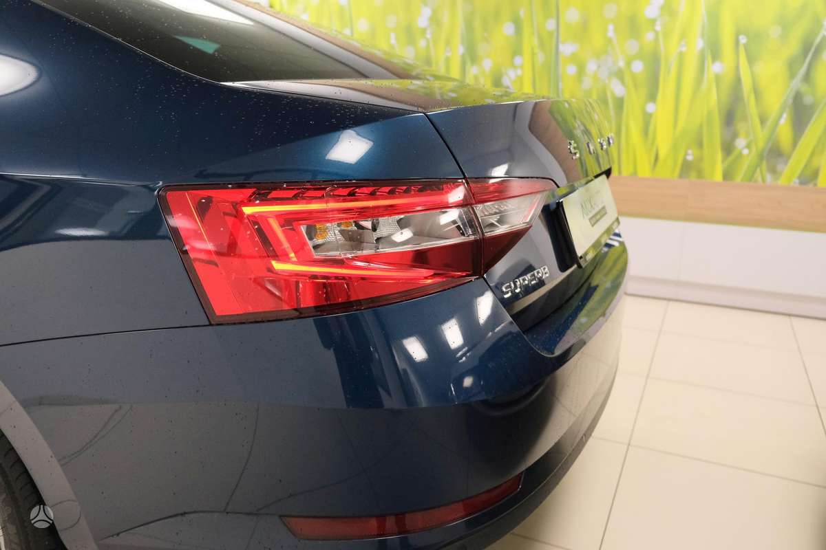 Skoda Superb, 2.0 l., hatchback