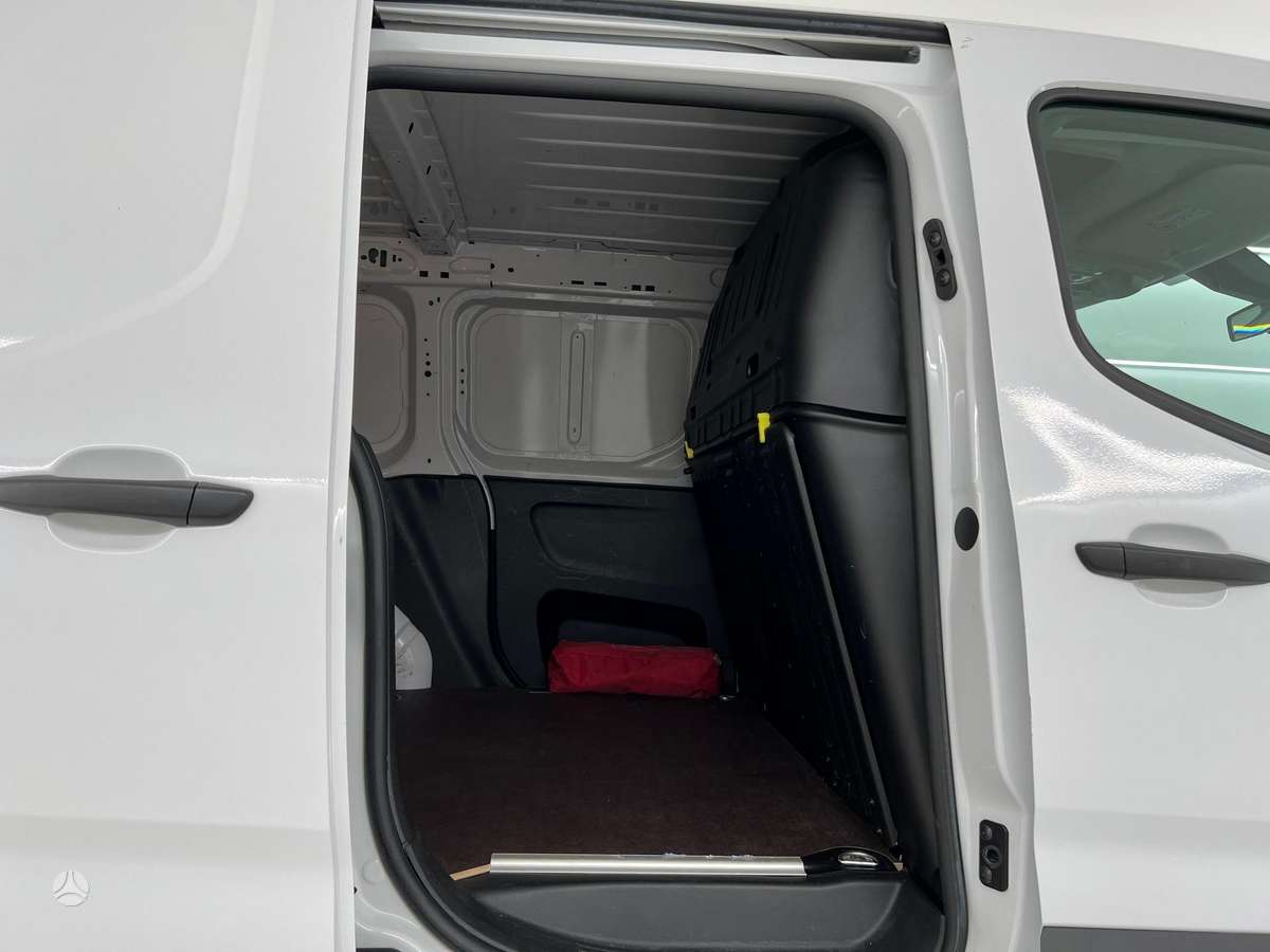 Toyota Proace City - 7