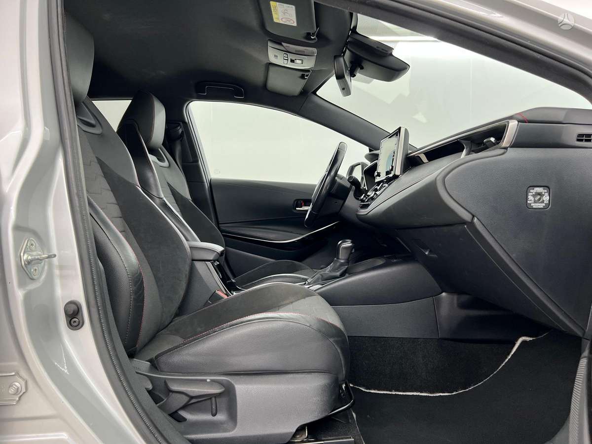 Toyota Corolla - 6