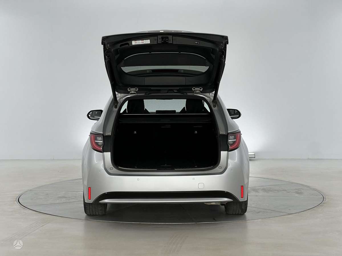 Toyota Corolla - 10