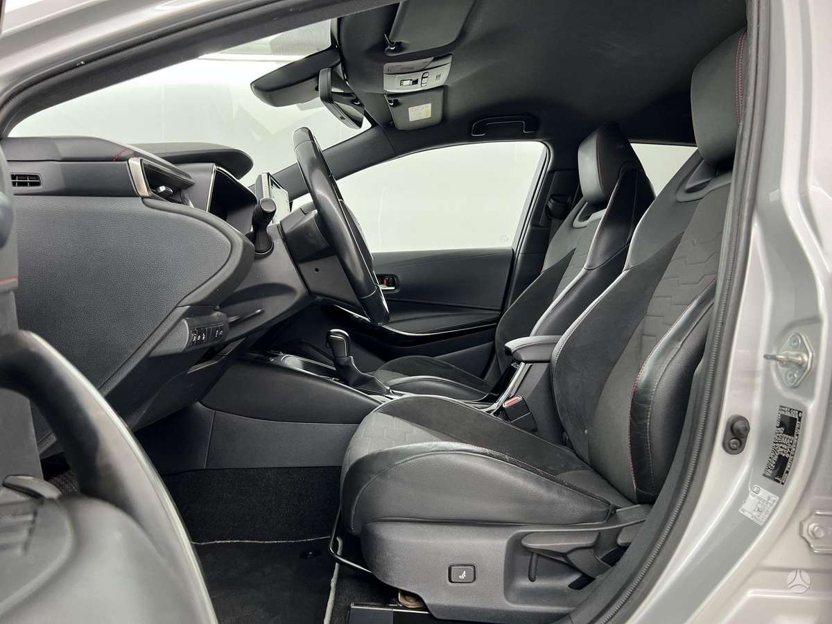 Toyota Corolla - 11