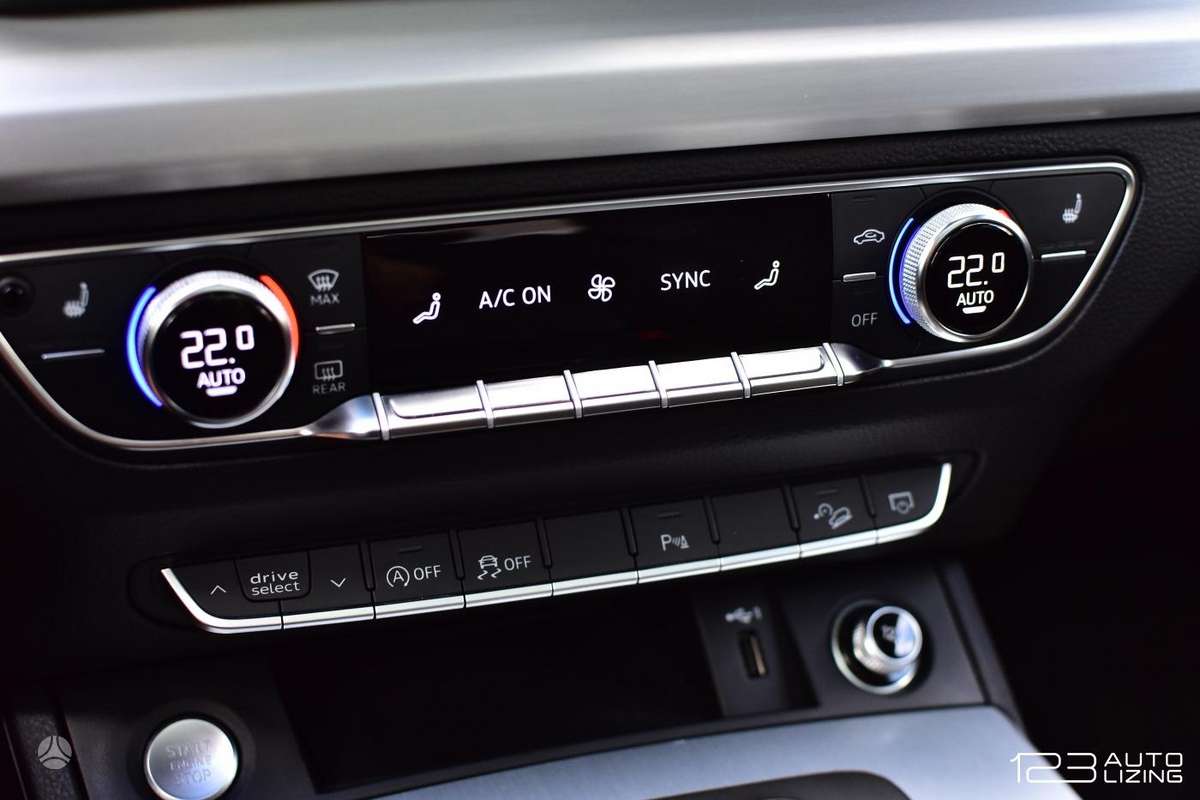 Audi Q5, 2.0 l., Внедорожник / Кроссовер