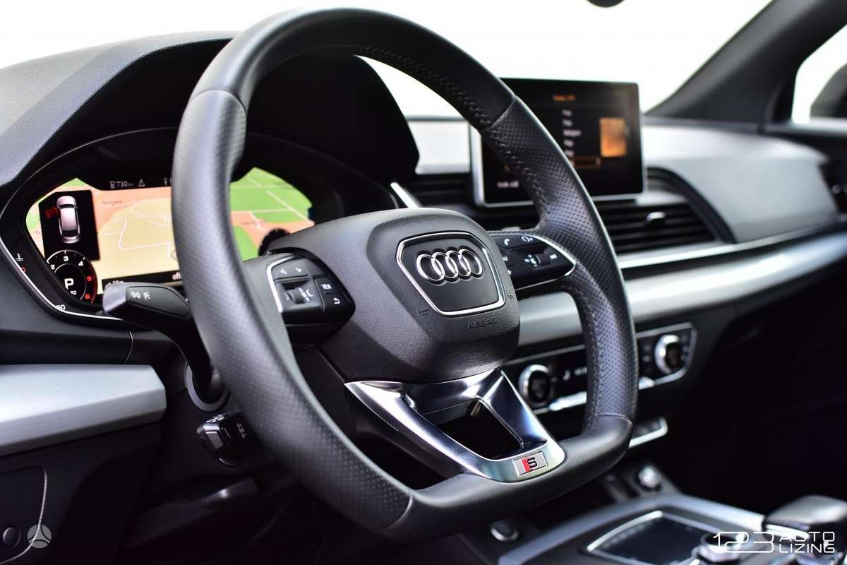 Audi Q5, 2.0 l., Внедорожник / Кроссовер