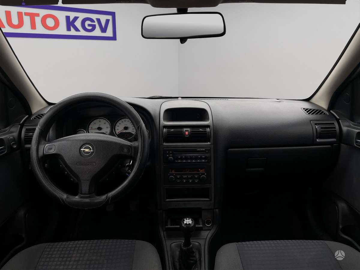 Opel Astra, 2.0 l., hatchback