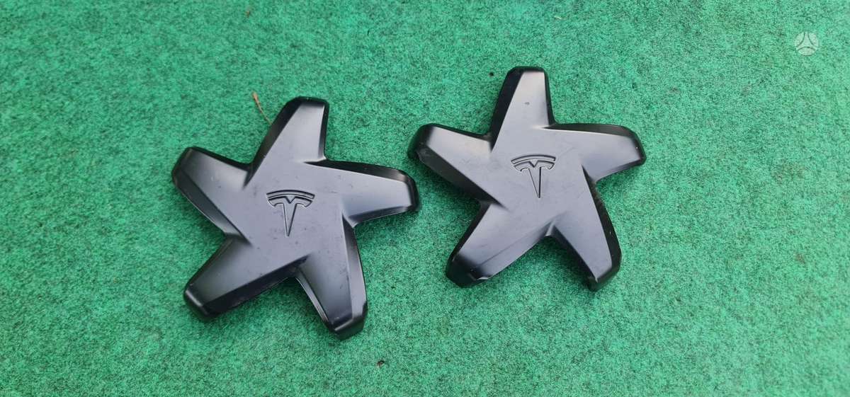 Tesla Model 3, 1044234-00-a 1044234-00-b