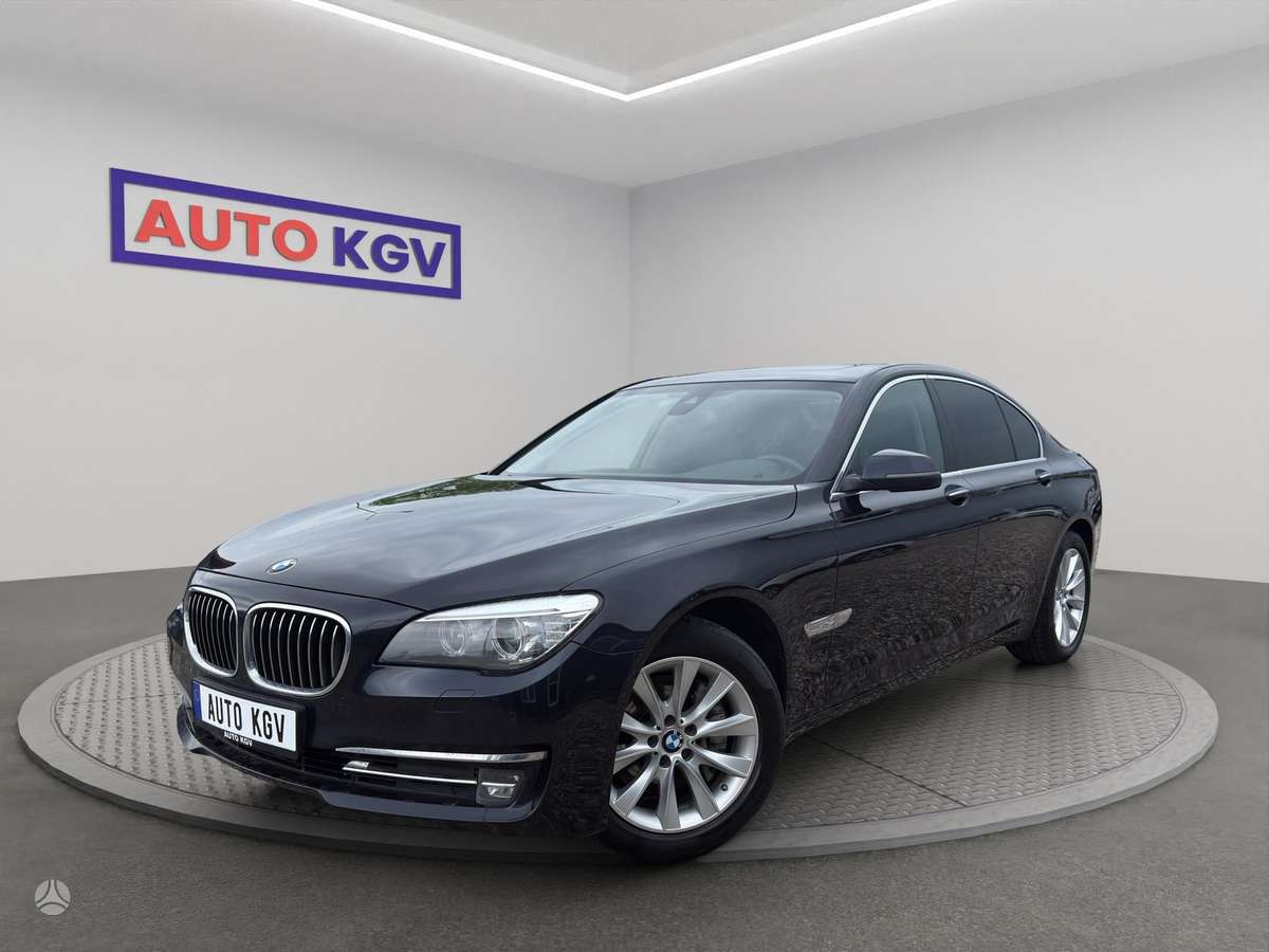 BMW 740, 3.0 l., Седан