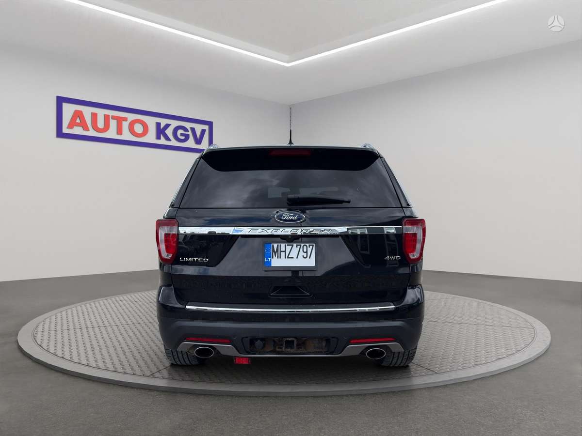 Ford Explorer, 3.5 l., off-road / crossover