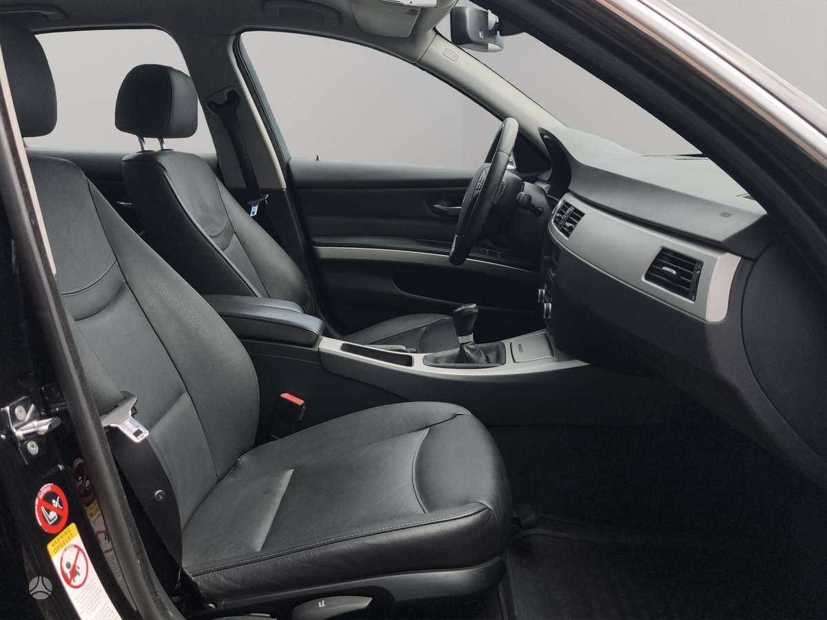 BMW 318, 2.0 l., Седан