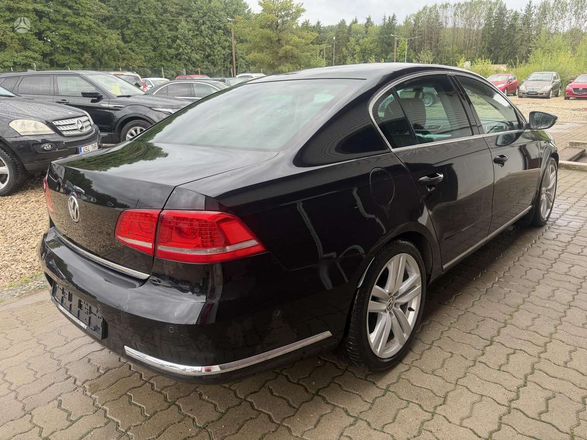 Volkswagen Passat - 3