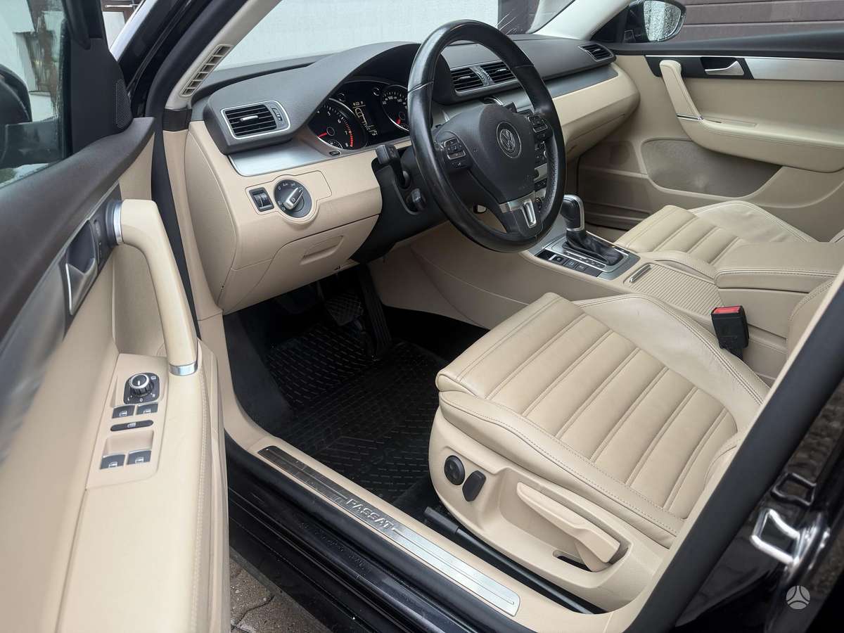 Volkswagen Passat - 5