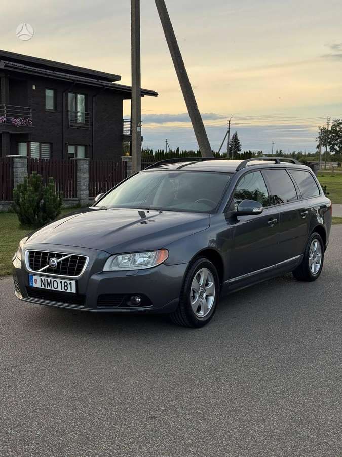 Volvo V70, 2.4 l., Хэтчбек