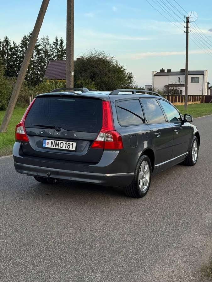 Volvo V70, 2.4 l., hatchback