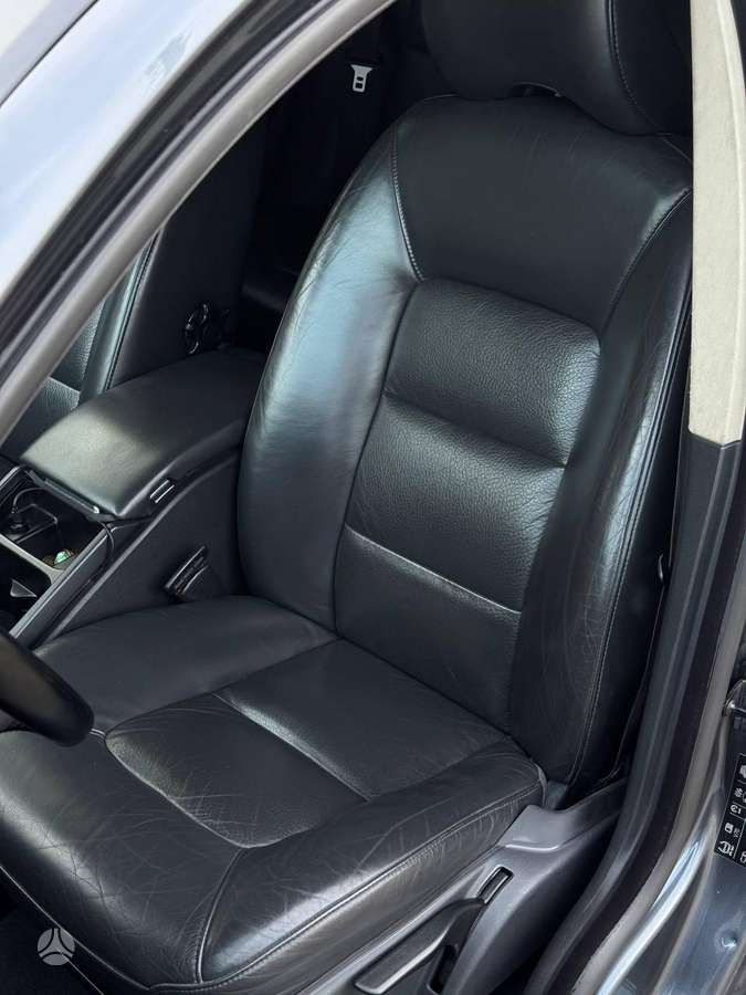 Volvo V70, 2.4 l., Хэтчбек