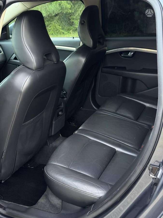Volvo V70, 2.4 l., Хэтчбек