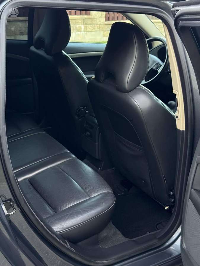 Volvo V70, 2.4 l., Хэтчбек