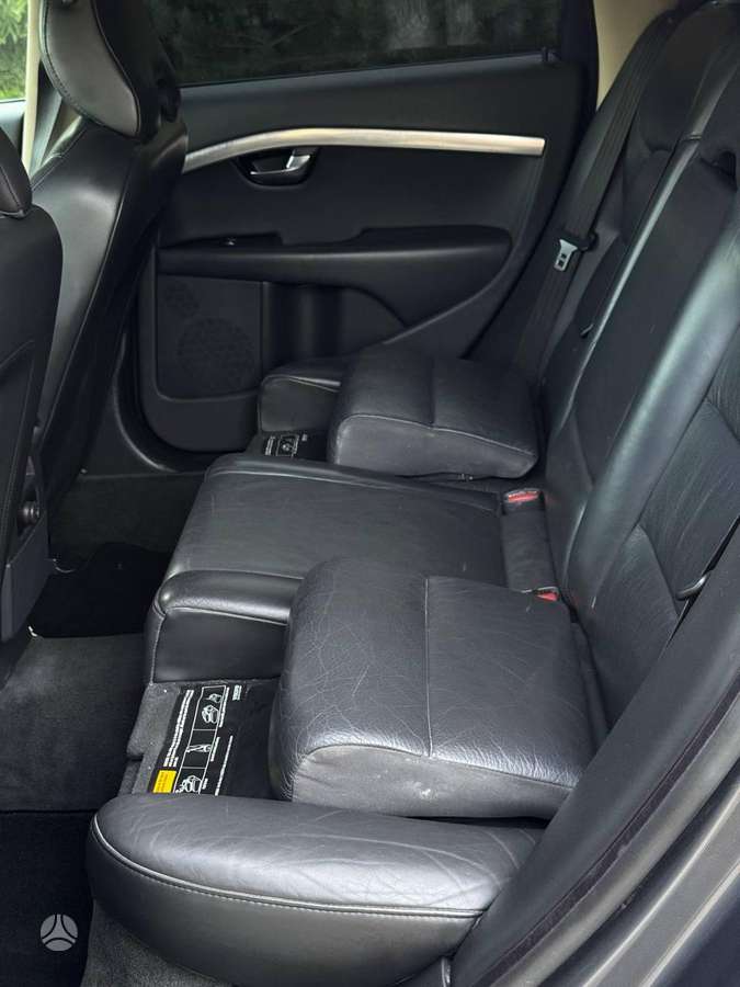 Volvo V70, 2.4 l., Хэтчбек