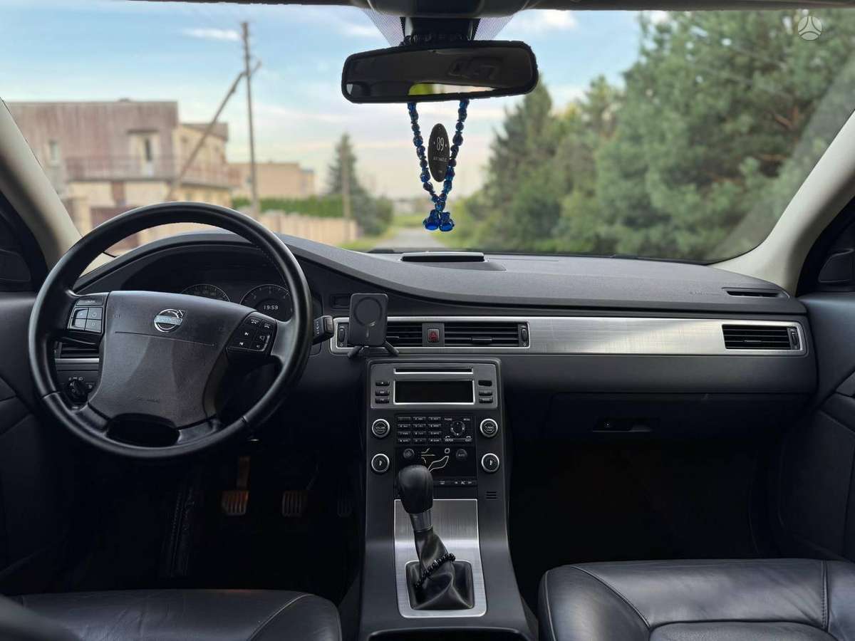 Volvo V70, 2.4 l., Хэтчбек