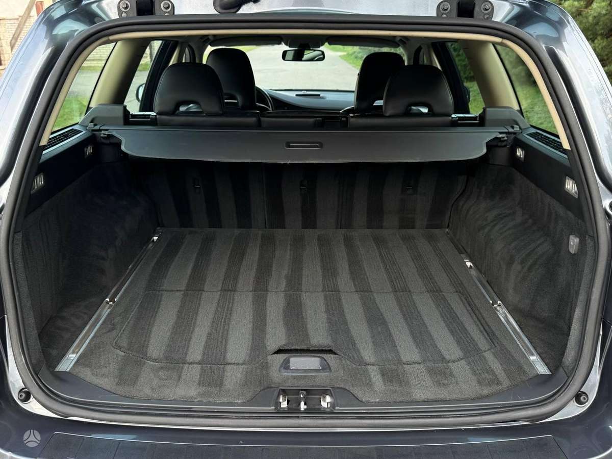 Volvo V70, 2.4 l., Хэтчбек