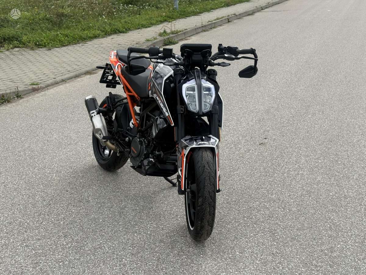 KTM Duke 125cc, street / classic
