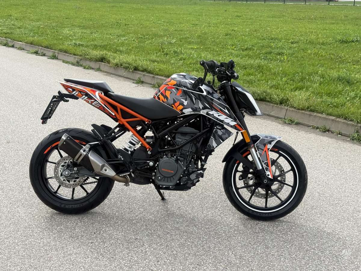 KTM Duke 125cc, street / classic