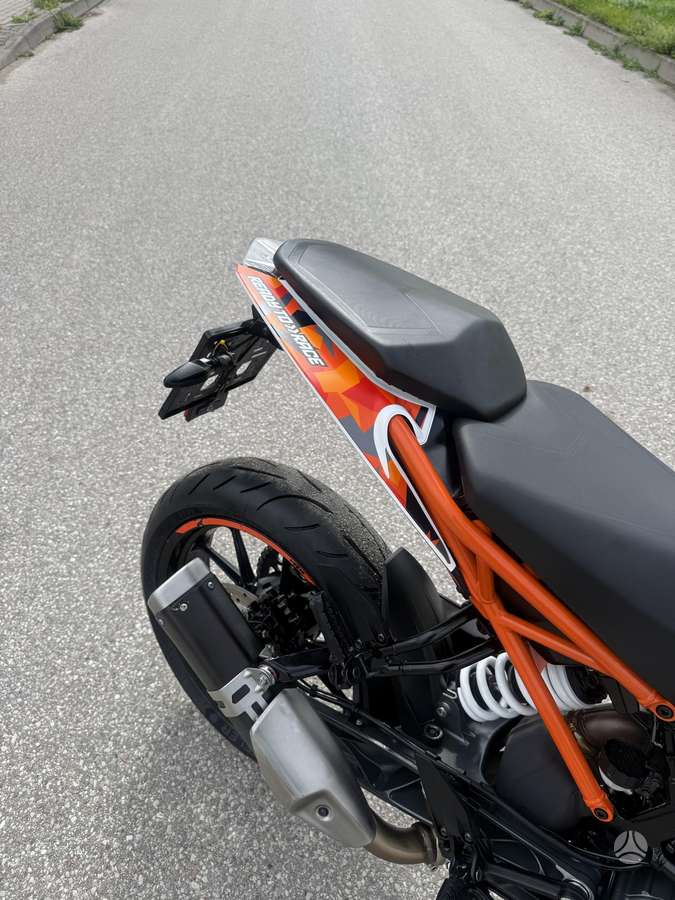 KTM Duke 125cc, street / classic