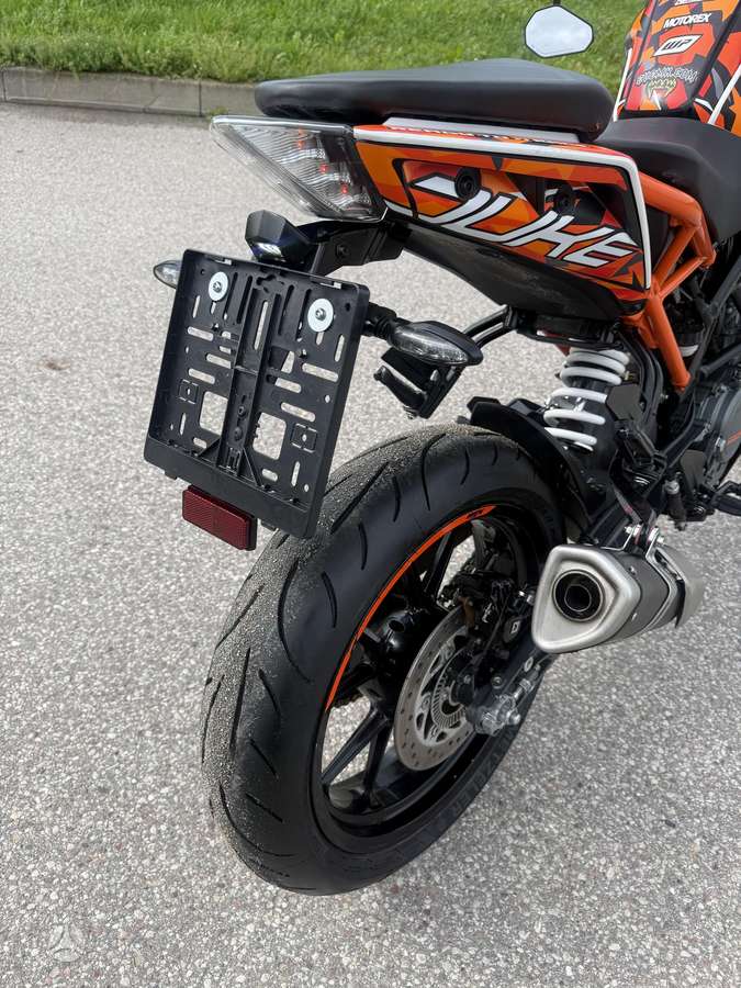 KTM Duke 125cc, street / classic