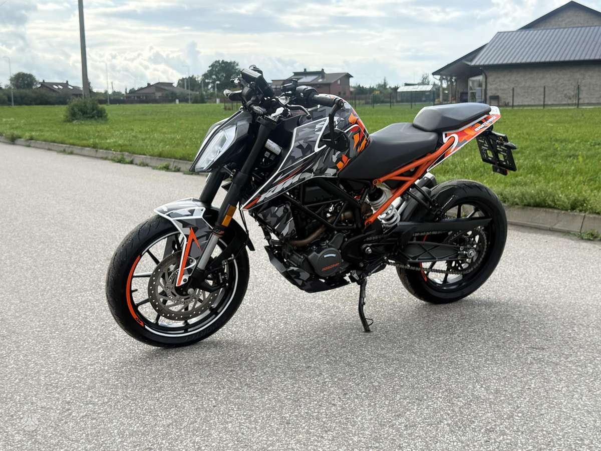 KTM Duke 125cc, street / classic