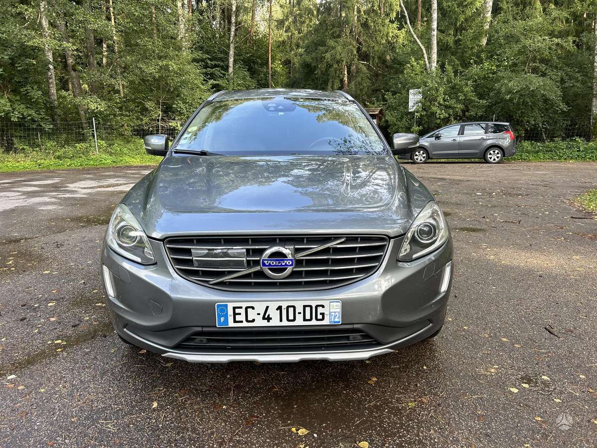 Volvo XC60 - 2