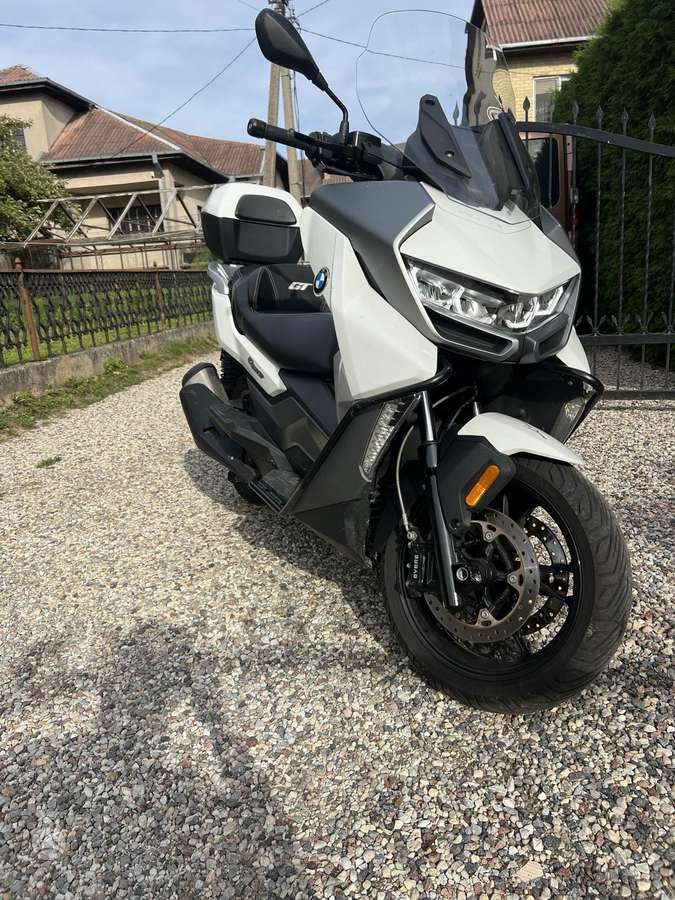 BMW C 400 GT 350cc, scooters / mopeds