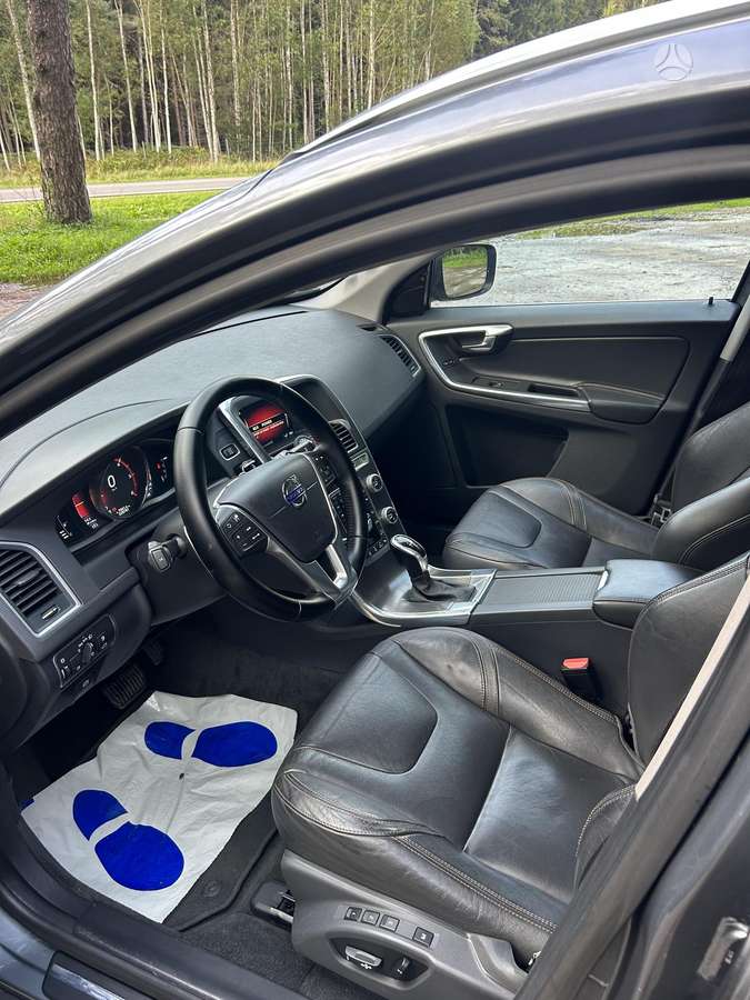 Volvo XC60 - 12