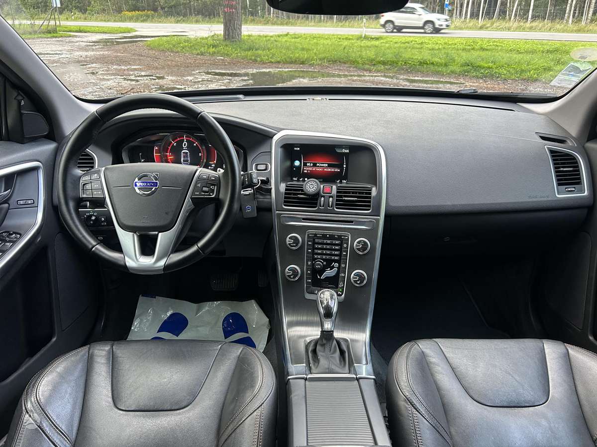 Volvo XC60 - 11