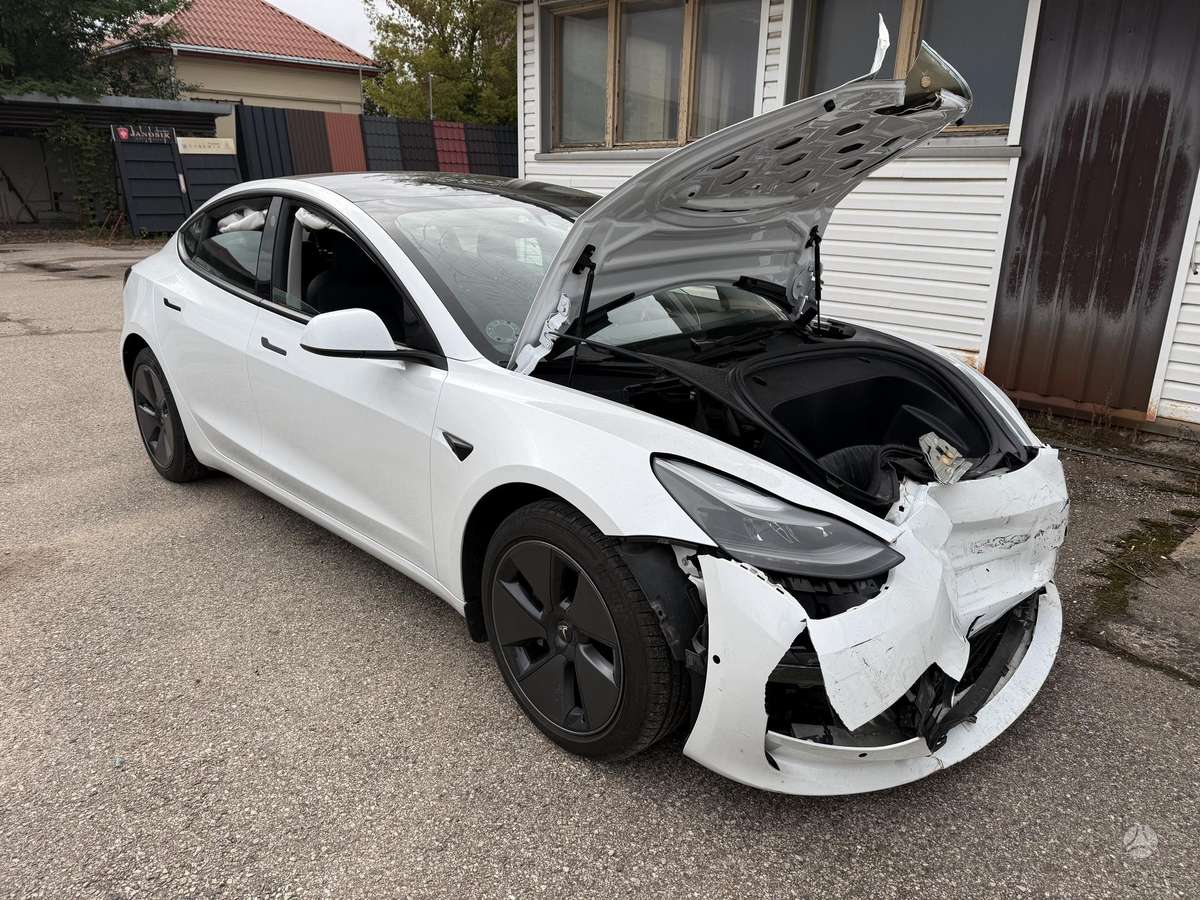 Tesla Model 3, 82 kWh, sedanas