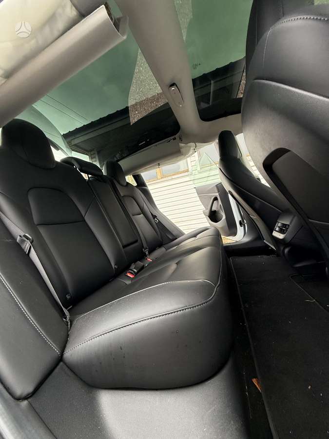 Tesla Model 3, 82 кВт·ч, Седан